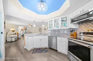 903 Castle Pines Ct, Melbourne, FL 32940 - Photo 4