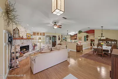 1810 Whispering Oaks Circle, Melbourne, FL 32934 - Photo 2