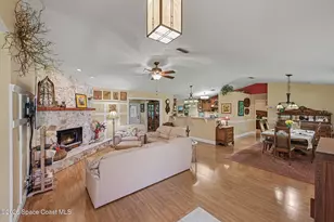 1810 Whispering Oaks Cir, Melbourne, FL 32934 - Photo 2