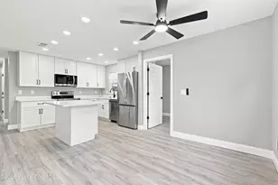 1085 Montego Bay Dr N, Merritt Island, FL 32953 - Photo 2