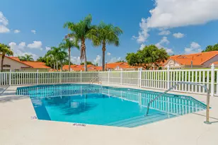 598 Renaissance Ave, Melbourne, FL 32940 - Photo 6