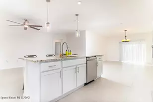 724 San Filippo Dr SE, Palm Bay, FL 32909 - Photo 10
