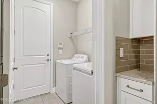8373 Loren Cove Dr, Melbourne, FL 32940 - Photo 28