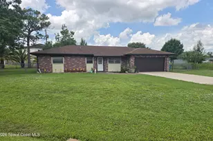 502 Australian Rd NW, Palm Bay, FL 32907 - Photo 1