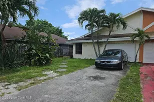 1313 SW 75th Ave, North Lauderdale, FL 33068 - Photo 2