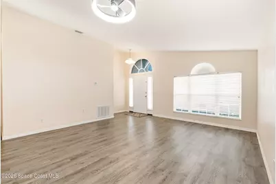 1172 Pine Creek Circle NE, Melbourne, FL 32905 - Photo 10