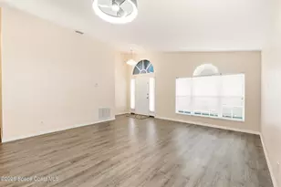 1172 Pine Creek Cir NE, Palm Bay, FL 32905 - Photo 10