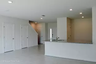 2712 Golden Trout Ln, Edgewater, FL 32141 - Photo 8