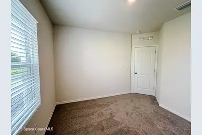 2712 Golden Trout Lane, Edgewater, FL 32141 - Photo 18