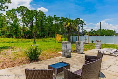 651 David Circle SW, Palm Bay, FL 32908 - Photo 4