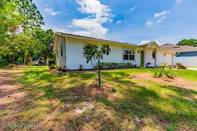 651 David Circle SW, Palm Bay, FL 32908 - Photo 2