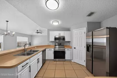 415 Freeman Road NW, Palm Bay, FL 32907 - Photo 8