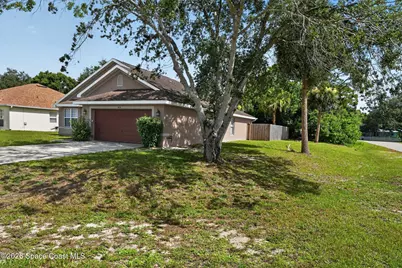 415 Freeman Road NW, Palm Bay, FL 32907 - Photo 6