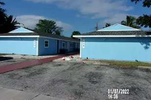 214 Madison Ave, Cape Canaveral, FL 32920 - Photo 2