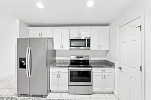 33 Ella St, Melbourne, FL 32935 - Photo 8