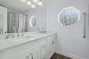 1326 Defender St NW, Palm Bay, FL 32907 - Photo 10