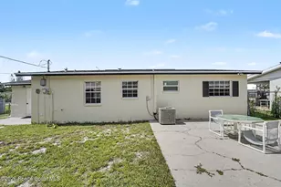 808 Cedar Dr, Melbourne, FL 32901 - Photo 18