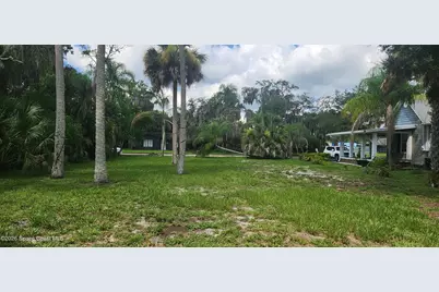 1407 Indian River Avenue, Titusville, FL 32780 - Photo 2