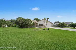 4585 Annette Ct, Merritt Island, FL 32953 - Photo 2
