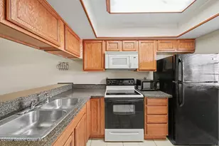3150 Sir Hamilton Cir, Titusville, FL 32780 - Photo 4