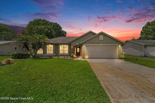 1072 Grandeur St SE, Palm Bay, FL 32909 - Photo 1