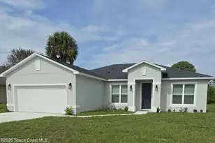 551 Borraclough Ave NW, Palm Bay, FL 32907 - Photo 2