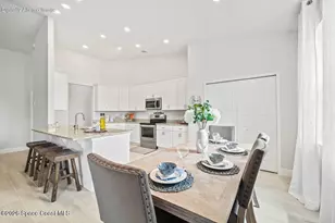 551 Borraclough Ave NW, Palm Bay, FL 32907 - Photo 16