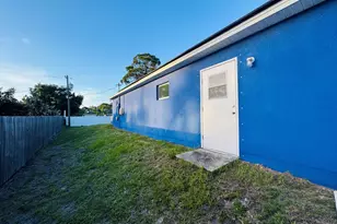 419 Gantry St SW, Palm Bay, FL 32908 - Photo 16