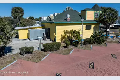 142 N Atlantic Avenue, Cocoa Beach, FL 32931 - Photo 4