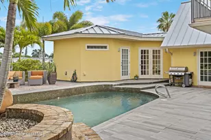 250 Lanternback Island Dr, Satellite Beach, FL 32937 - Photo 68