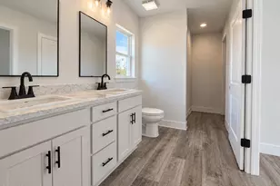 387 Mott St SW, Palm Bay, FL 32908 - Photo 8