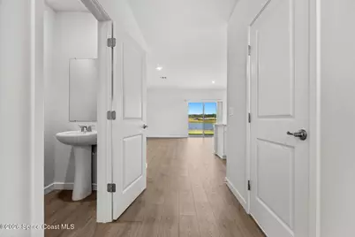 9732 Venetian Square, Vero Beach, FL 32966 - Photo 6