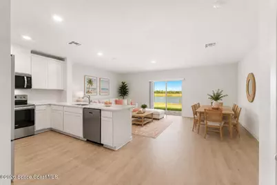 9734 Venetian Square, Vero Beach, FL 32966 - Photo 4