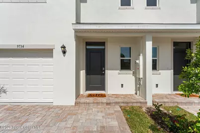 9734 Venetian Square, Vero Beach, FL 32966 - Photo 2