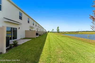 9734 Venetian Square, Vero Beach, FL 32966 - Photo 32