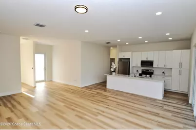 1043 Walden Boulevard SE, Palm Bay, FL 32909 - Photo 10