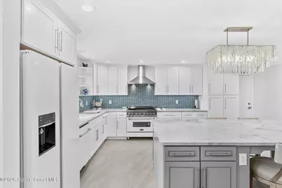 565 W Gateway Court, Merritt Island, FL 32952 - Photo 6
