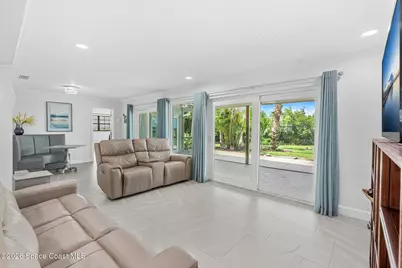 565 W Gateway Court, Merritt Island, FL 32952 - Photo 12