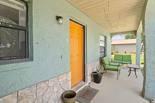 192 Cinnamon Bay Ln, Melbourne, FL 32901 - Photo 4