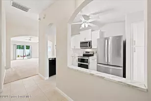 770 Luminary Cir, Melbourne, FL 32901 - Photo 8