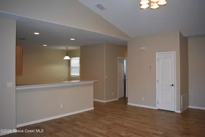 1040 Venetian Drive #203, Melbourne, FL 32904 - Photo 4
