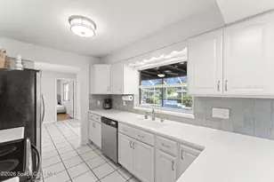 113 Holiday Ln, Cocoa Beach, FL 32931 - Photo 10