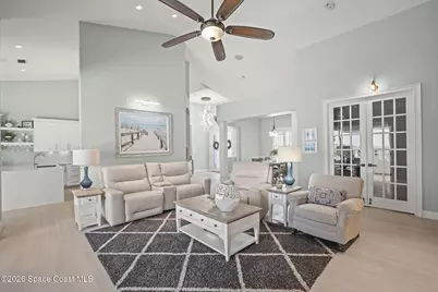 809 W Central Boulevard, Cape Canaveral, FL 32920 - Photo 16