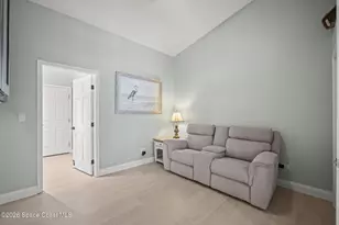 809 W Central Blvd, Cape Canaveral, FL 32920 - Photo 18