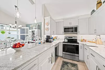 3895 Veranda Court, Melbourne, FL 32901 - Photo 10