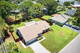 1296 Harbor Town Cir, Melbourne, FL 32940 - Photo 4