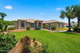 172 River Walk Dr, Melbourne Beach, FL 32951 - Photo 1