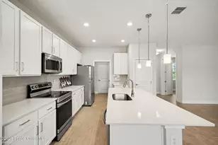 414 Caribbean St SE, Palm Bay, FL 32909 - Photo 10