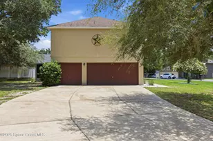 1116 Myrtle Lake View Dr, Fruitland Park, FL 34731 - Photo 2