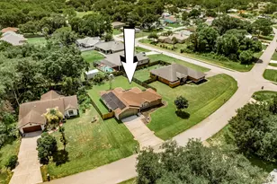606 7 Gables Cir SE, Palm Bay, FL 32909 - Photo 2